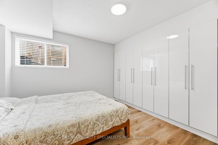 Photo 19 at 77 - 5535 Glen Erin Drive, Central Erin Mills, Mississauga