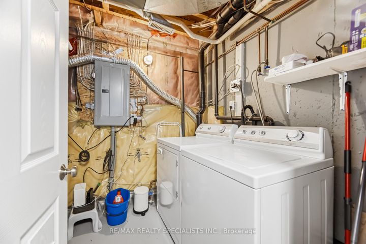 Photo 20 at 77 - 5535 Glen Erin Drive, Central Erin Mills, Mississauga