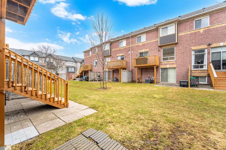 Photo 24 at 77 - 5535 Glen Erin Drive, Central Erin Mills, Mississauga