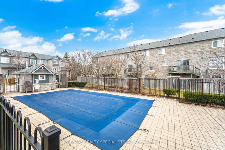 Photo 27 at 77 - 5535 Glen Erin Drive, Central Erin Mills, Mississauga