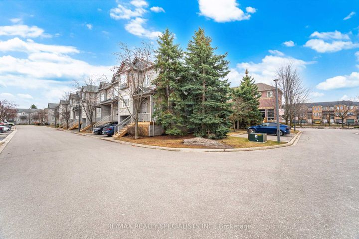 Photo 28 at 77 - 5535 Glen Erin Drive, Central Erin Mills, Mississauga