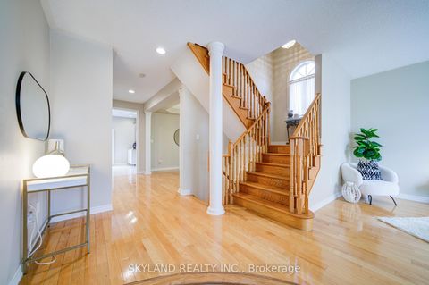 Photo 4 at 26 Gemini Crescent, Rouge Woods, Richmond Hill