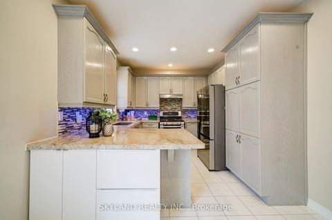 Photo 14 at 26 Gemini Crescent, Rouge Woods, Richmond Hill