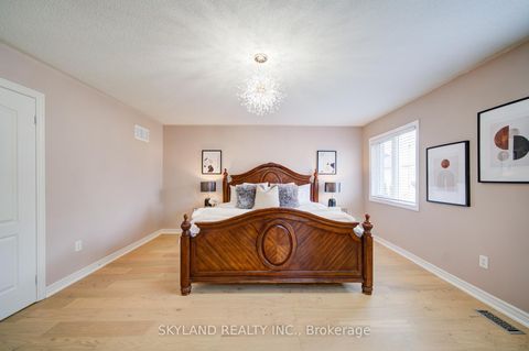 Photo 28 at 26 Gemini Crescent, Rouge Woods, Richmond Hill