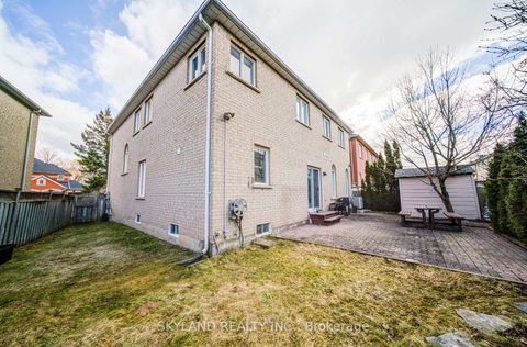 Photo 39 at 26 Gemini Crescent, Rouge Woods, Richmond Hill