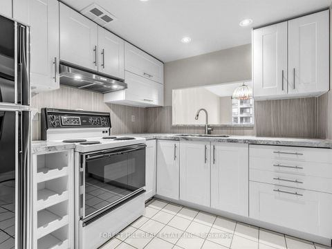 Photo 7 at PH404 - 5785 Yonge Street, Newtonbrook East, Toronto