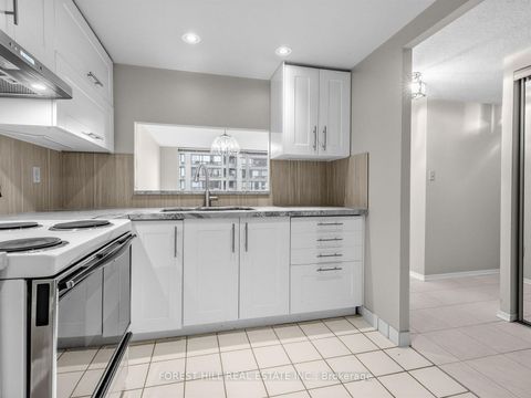 Photo 9 at PH404 - 5785 Yonge Street, Newtonbrook East, Toronto