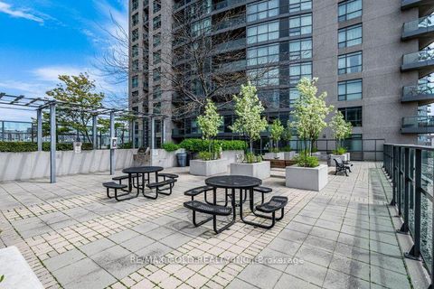 Photo 11 at 1211 - 219 Fort York Boulevard, Niagara, Toronto