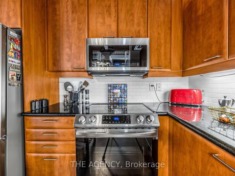 Photo 2 at 214 - 955 Queen Street W, Niagara, Toronto