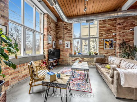 Photo 5 at 214 - 955 Queen Street W, Niagara, Toronto