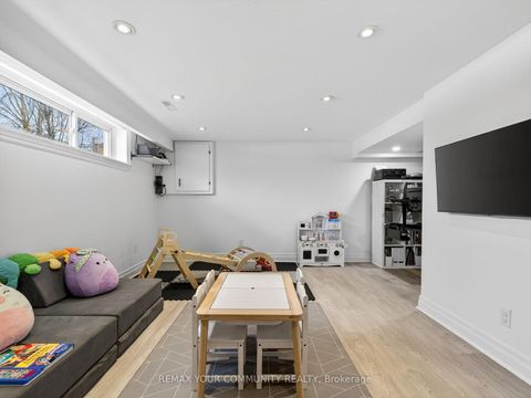 Photo 14 at 107 Orchard Heights, Aurora Heights, Aurora