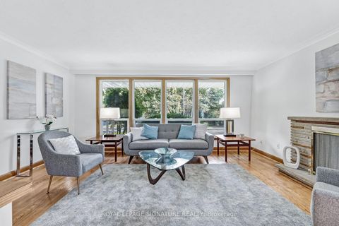 Photo 2 at 186 Burbank Drive, Bayview Village, Toronto