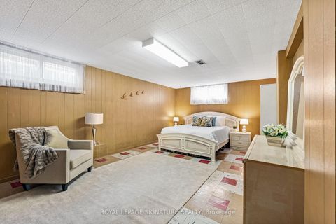 Photo 25 at 186 Burbank Drive, Bayview Village, Toronto