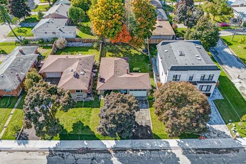 Photo 34 at 186 Burbank Drive, Bayview Village, Toronto