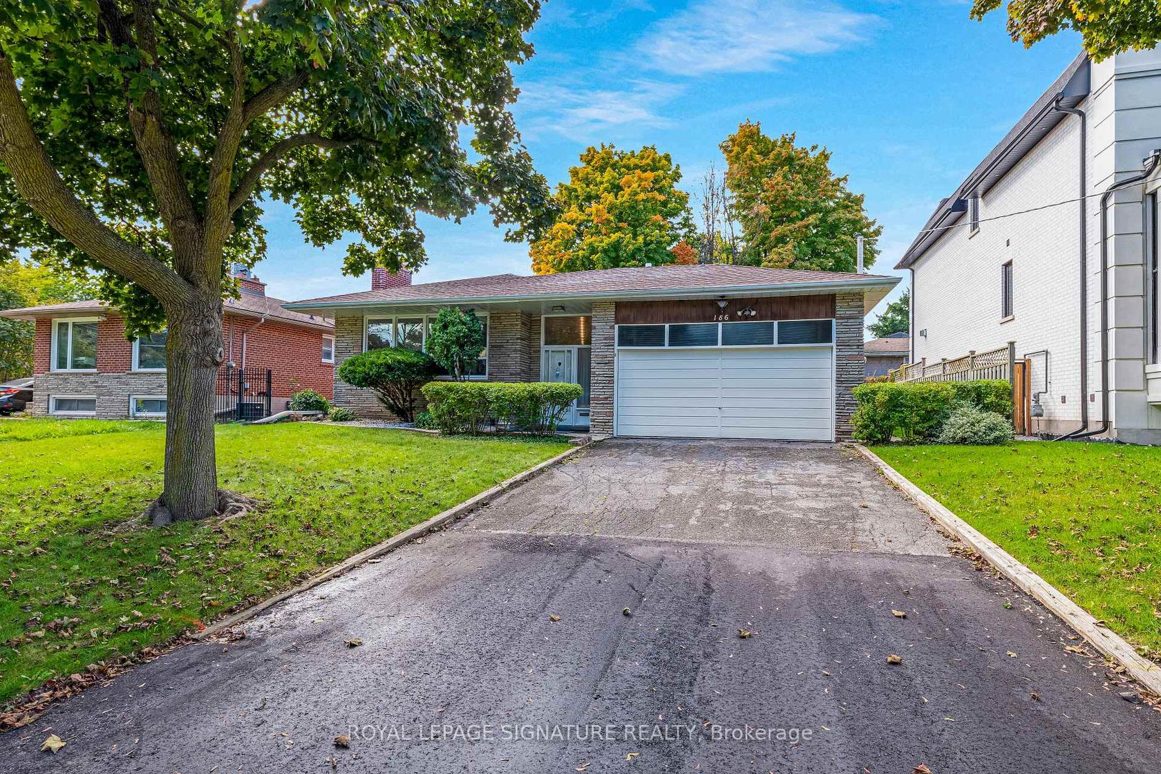 186 Burbank Drive, Bayview Village, Toronto 