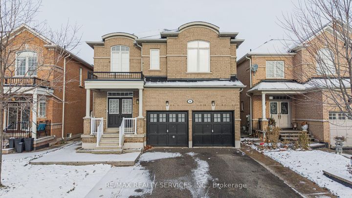 Photo 1 at 16 Fallgate Drive, Credit Valley, Brampton
