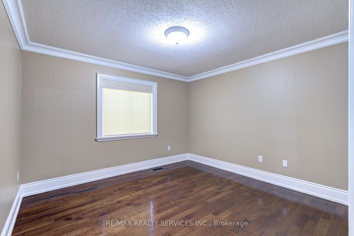 Photo 27 at 16 Fallgate Drive, Credit Valley, Brampton