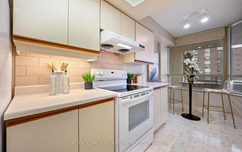 Photo 14 at 315 - 1200 Don Mills Road, Don Mills, Toronto