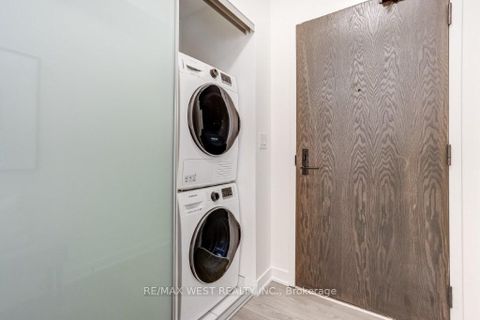 Photo 6 at 2210 - 426 University Avenue, University, Toronto