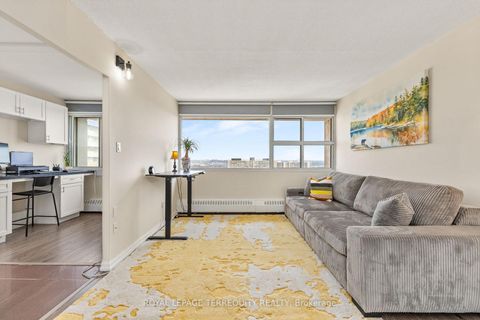 Photo 4 at 2204 - 715 Don Mills Road, Flemingdon Park, Toronto