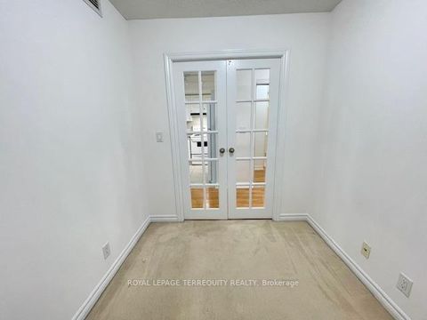 Photo 16 at 1104 - 1 Elm Drive W, City Centre, Mississauga