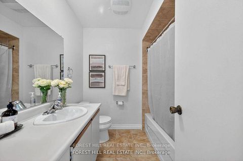 Photo 13 at 38 Carnival Court, Branson, Toronto