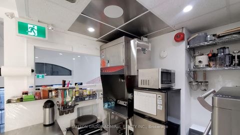 Photo 19 at 27-28 - 909 Yonge Street, Moore Park, Toronto