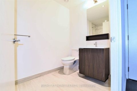 Photo 7 at 4701 - 5 Buttermill Avenue, Vaughan Corporate Centre, Vaughan