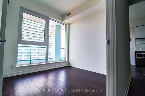 Photo 12 at 4701 - 5 Buttermill Avenue, Vaughan Corporate Centre, Vaughan