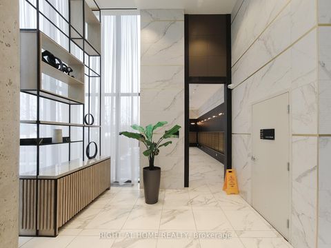 Photo 17 at 4701 - 5 Buttermill Avenue, Vaughan Corporate Centre, Vaughan