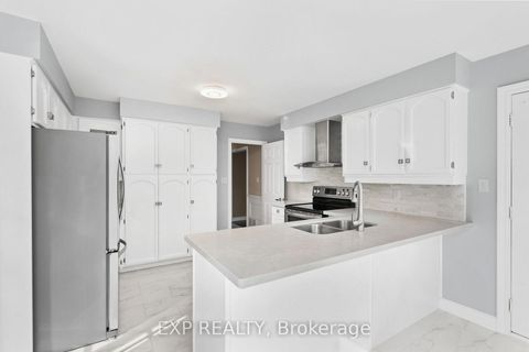 Photo 9 at 17 Gordon Rowe Crescent, Observatory, Richmond Hill