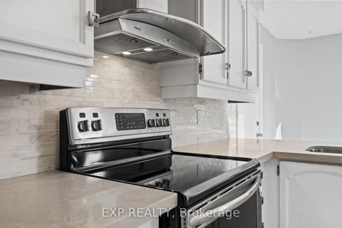 Photo 13 at 17 Gordon Rowe Crescent, Observatory, Richmond Hill