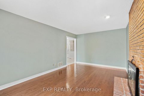 Photo 18 at 17 Gordon Rowe Crescent, Observatory, Richmond Hill