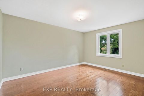 Photo 22 at 17 Gordon Rowe Crescent, Observatory, Richmond Hill