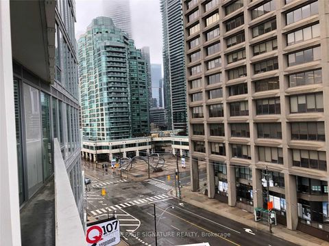 Photo 14 at 622 - 15 Queens Quay E, Waterfront Communities C8, Toronto