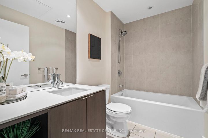 Photo 24 at 213 - 5005 Harvard Road, Churchill Meadows, Mississauga