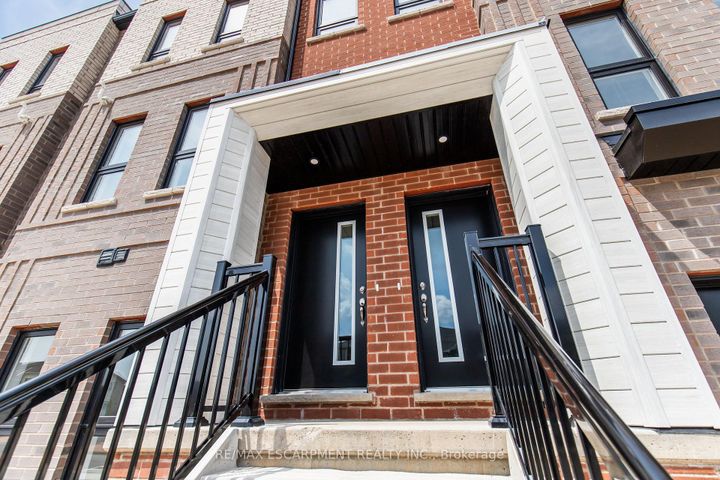 Photo 1 at 55 Great Falls Boulevard, Waterdown, Hamilton