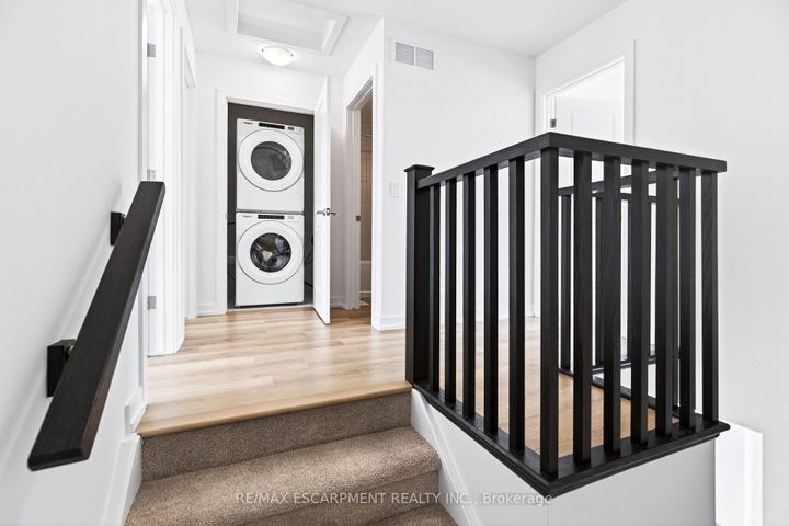 Photo 27 at 55 Great Falls Boulevard, Waterdown, Hamilton