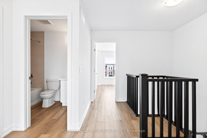 Photo 28 at 55 Great Falls Boulevard, Waterdown, Hamilton