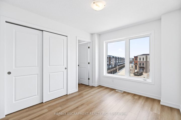 Photo 33 at 55 Great Falls Boulevard, Waterdown, Hamilton