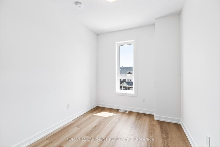 Photo 39 at 55 Great Falls Boulevard, Waterdown, Hamilton