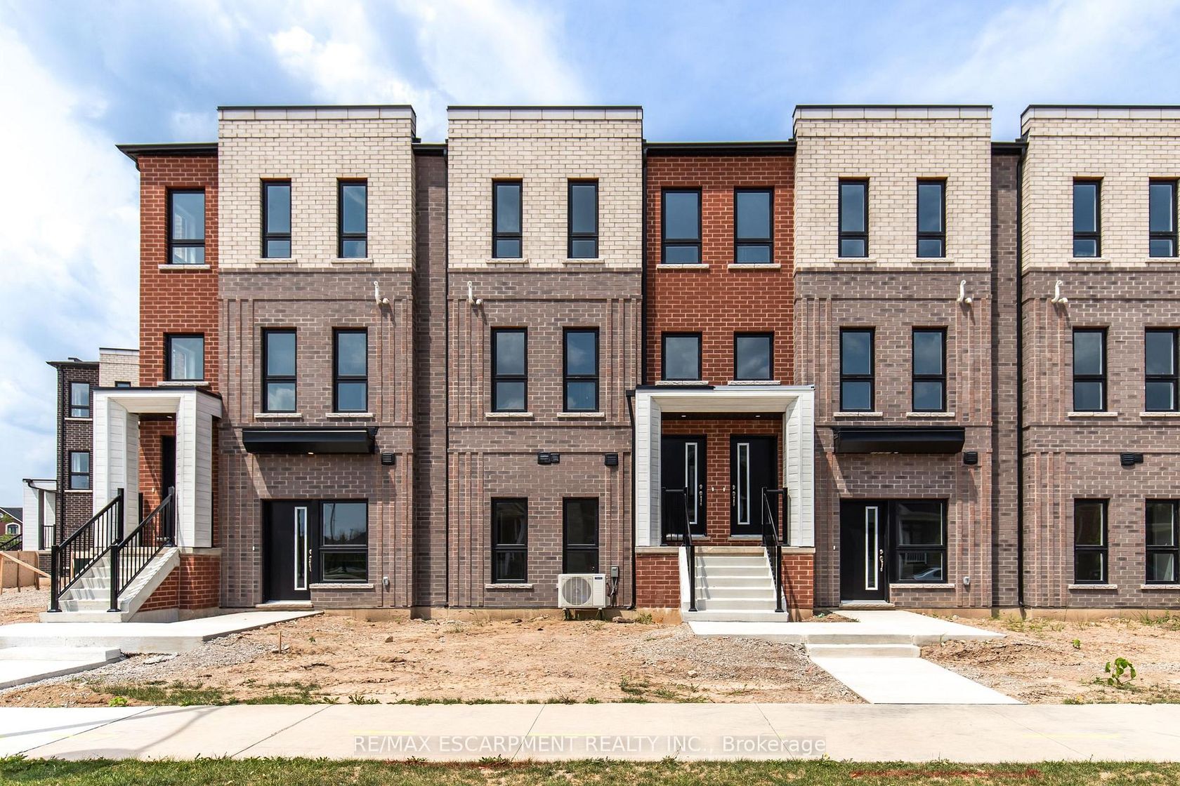 55 Great Falls Boulevard, Waterdown, Hamilton 2