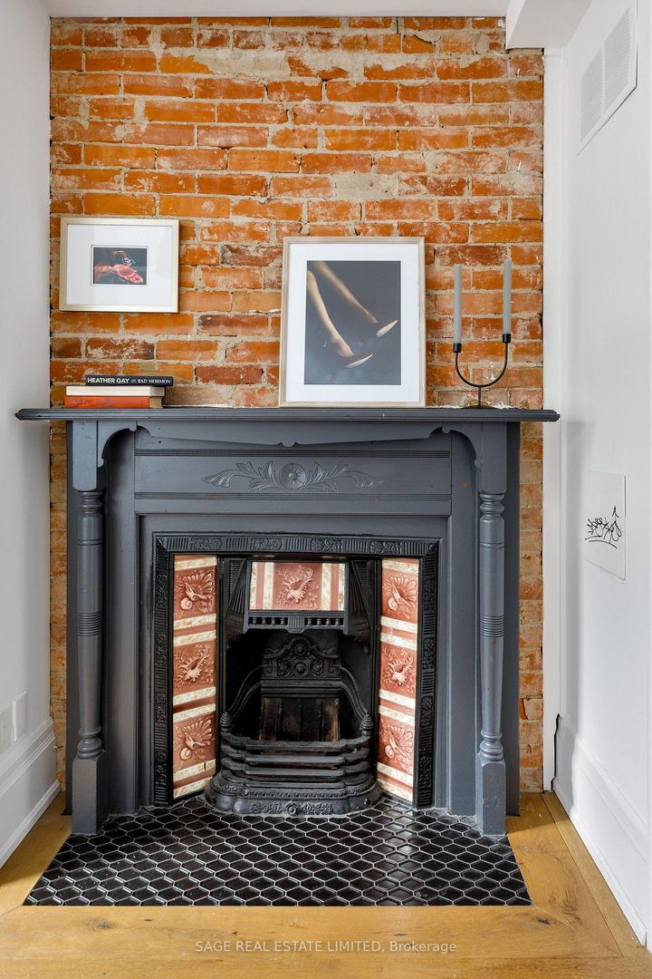 Photo 23 at 221 Crawford Street, Bellwoods, Toronto