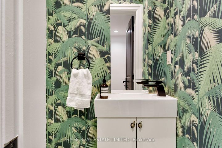 Photo 44 at 221 Crawford Street, Bellwoods, Toronto