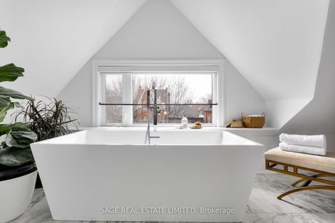 Photo 39 at 221 Crawford Street, Bellwoods, Toronto