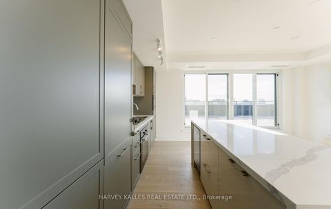 Photo 11 at PH1 - 8 Manor Road W, Eglinton, Toronto