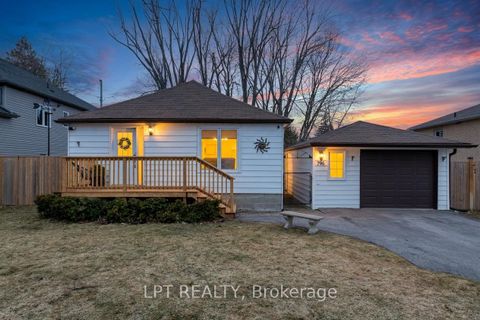 Photo 1 at 796 Sedore Avenue, Historic Lakeshore Communities, Georgina