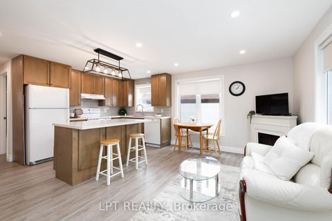 Photo 8 at 796 Sedore Avenue, Historic Lakeshore Communities, Georgina