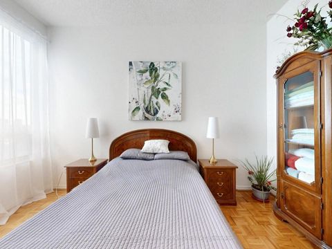 Photo 25 at PH104 - 1 Emerald Lane, Yorkhill, Vaughan