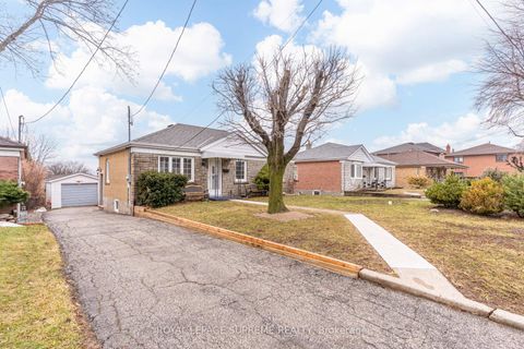 Photo 0 at 18 Fairweather Road, Amesbury, Toronto